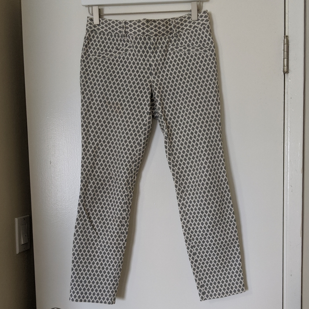 Patterned skinny ankle pants